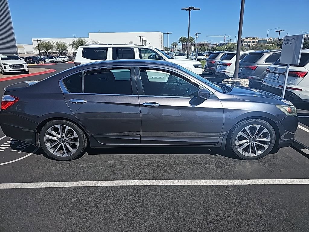 Used 2015 Honda Accord Sport image 7