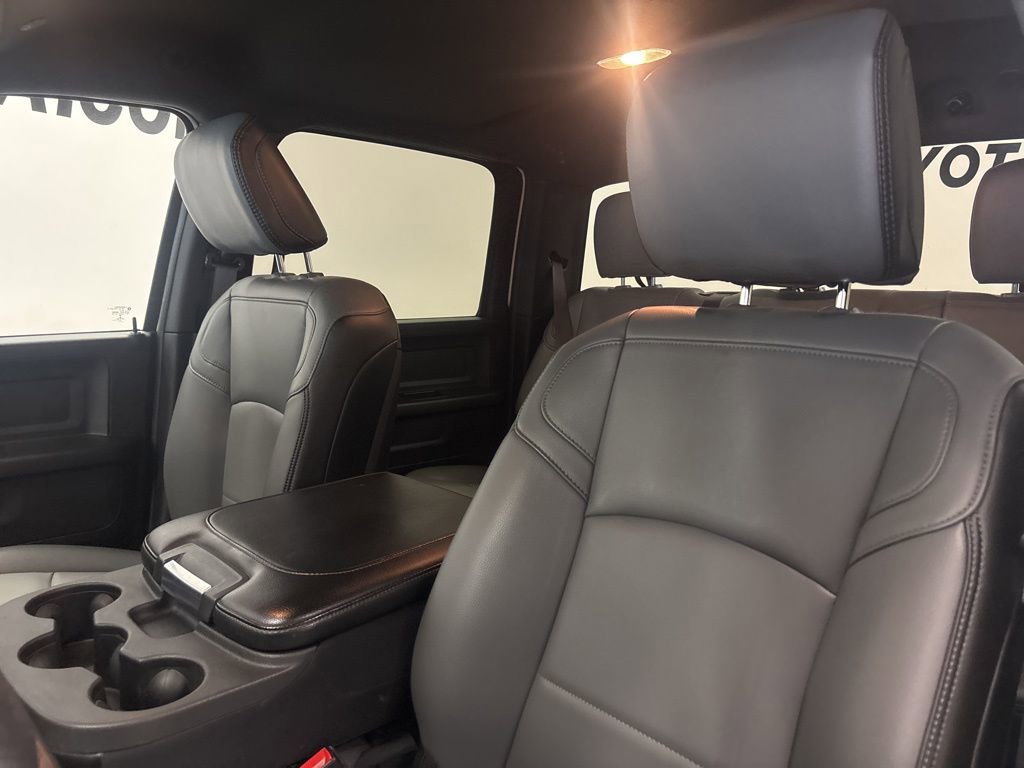 Used 2022 RAM 2500 Tradesman w/ Chrome Appearance Group image 19