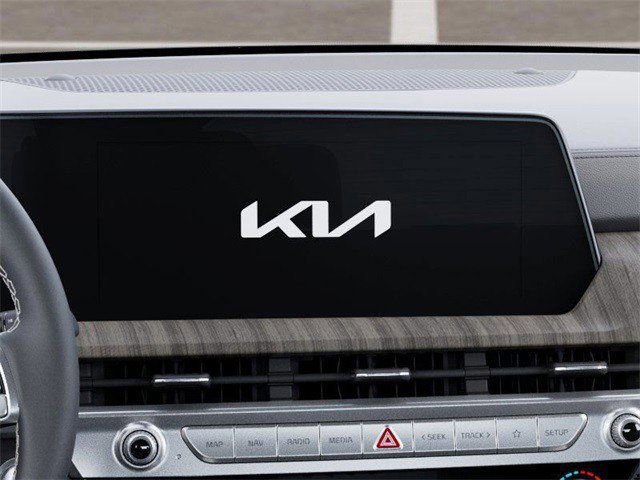 Certified 2025 Kia Telluride EX w/ EX Captain's Chair Package FWD image 20