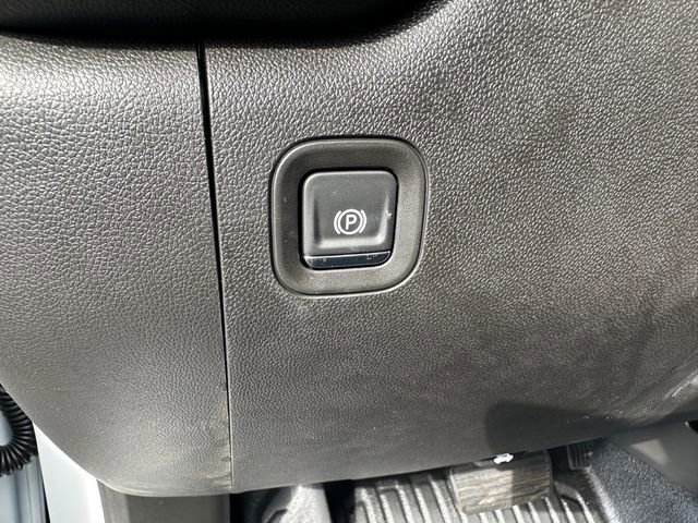 New 2025 GMC Sierra 2500 Pro w/ Convenience Package image 25