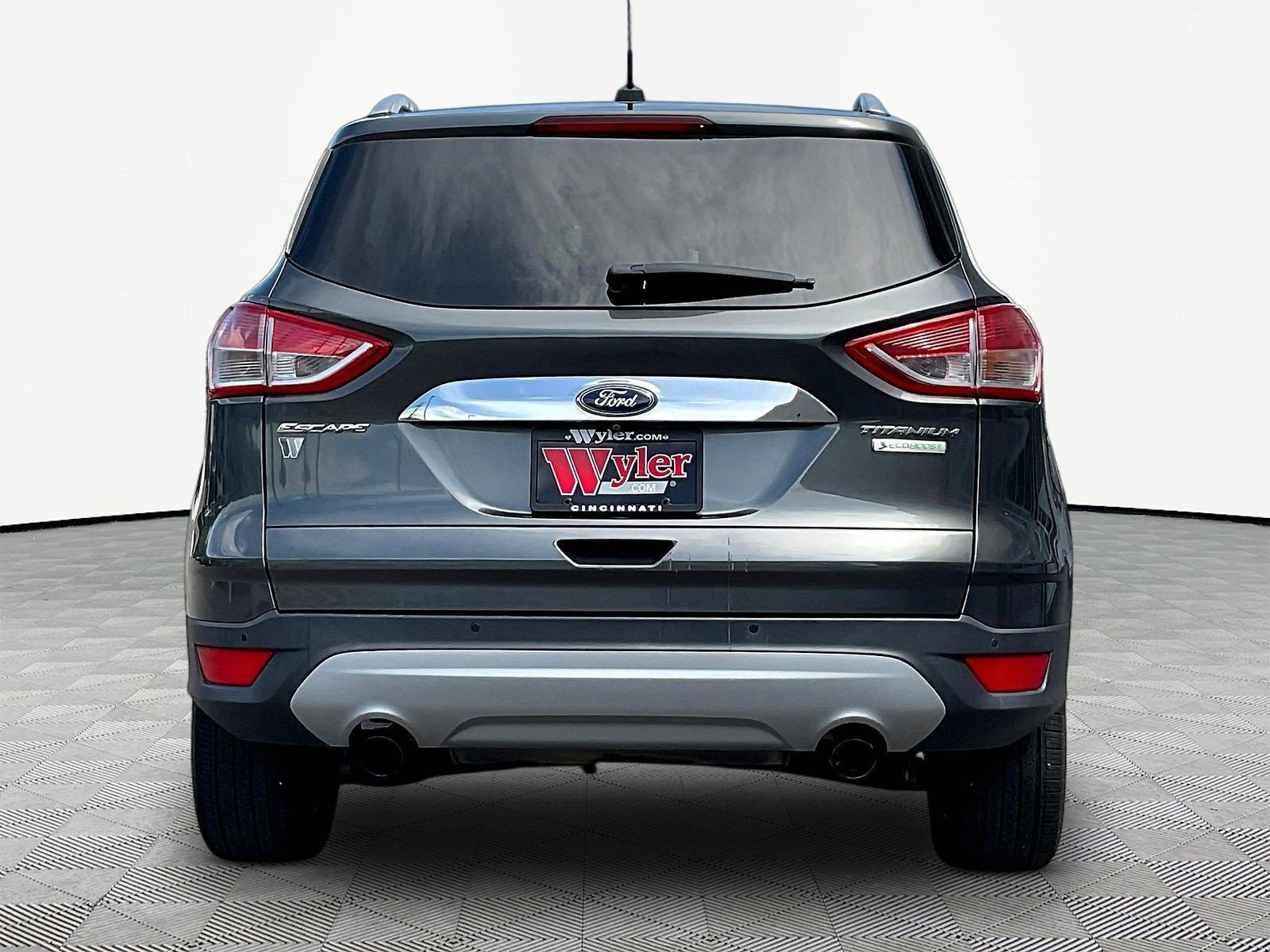 Used 2015 Ford Escape Titanium FWD image 5