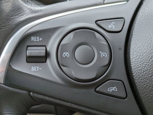 Used 2019 Buick Enclave Essence FWD image 25