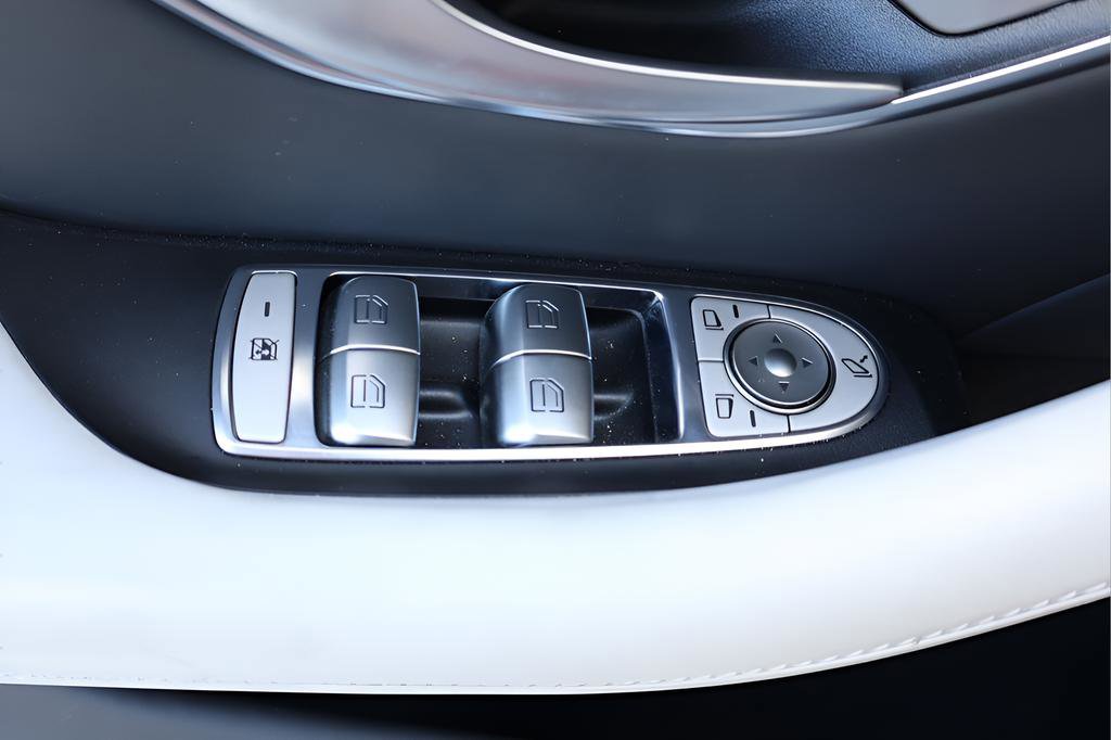Used 2024 Mercedes-Benz AMG GT 63 image 12