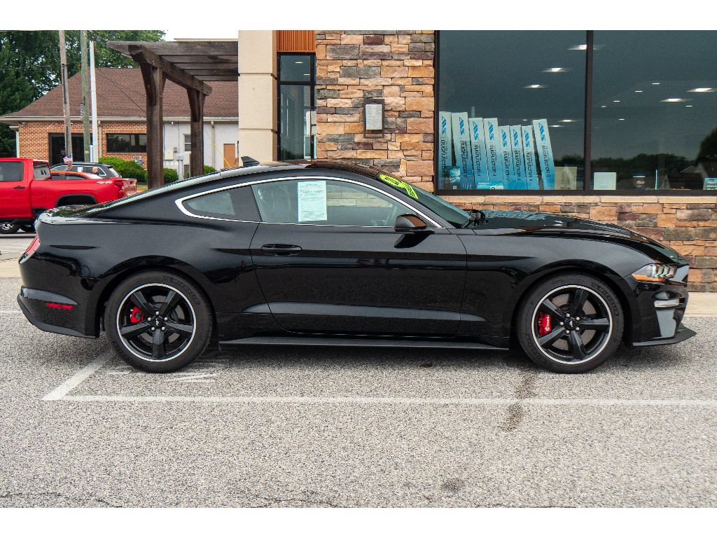 Used 2020 Ford Mustang Bullitt RWD image 2