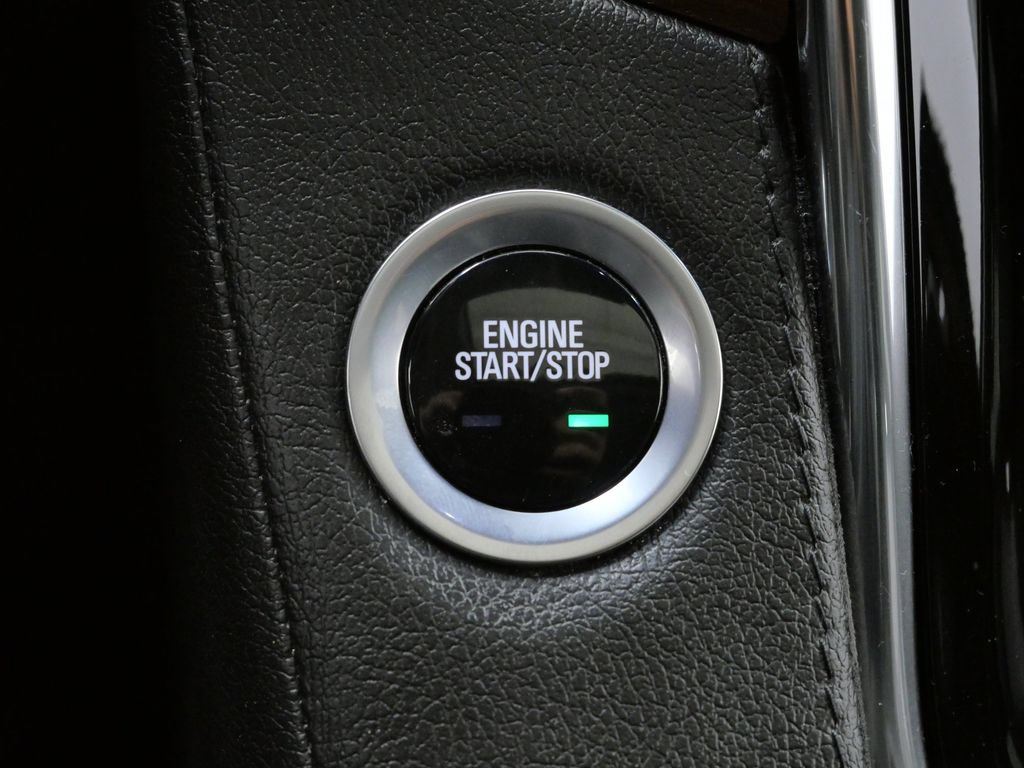 Used 2018 Cadillac Escalade Luxury AWD/4WD image 26