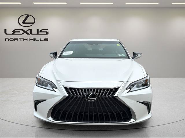 Certified 2023 Lexus ES 350 w/ Premium Package FWD image 2