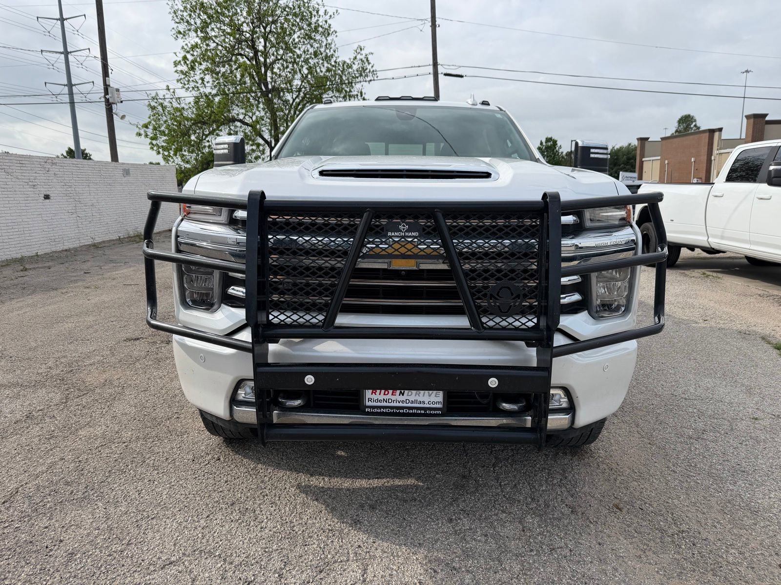 Used 2022 Chevrolet Silverado 3500 High Country w/ Z71 Off-Road Package AWD/4WD image 10