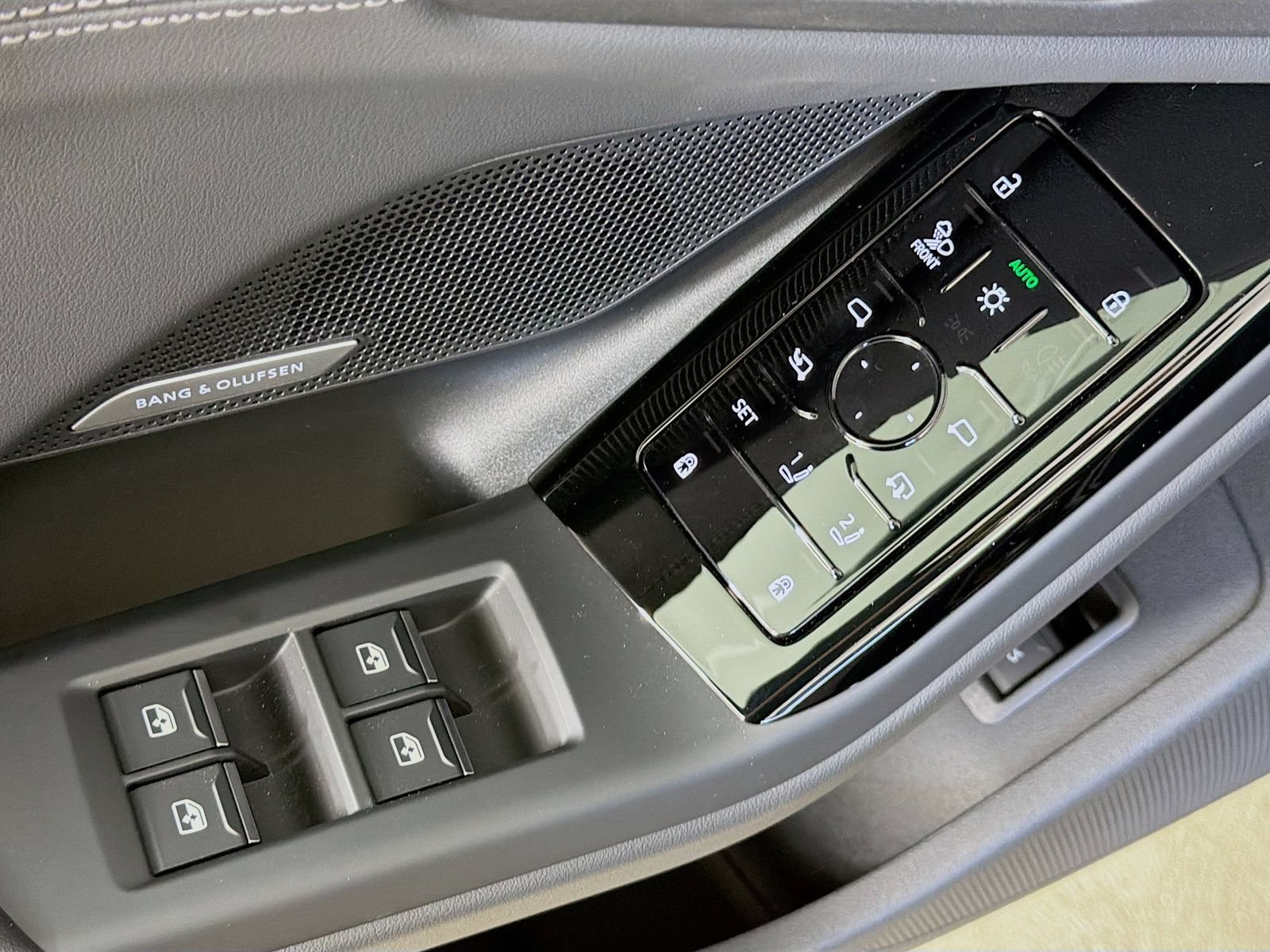 New 2027 Audi A6 e-tron Premium Plus AWD/4WD image 17