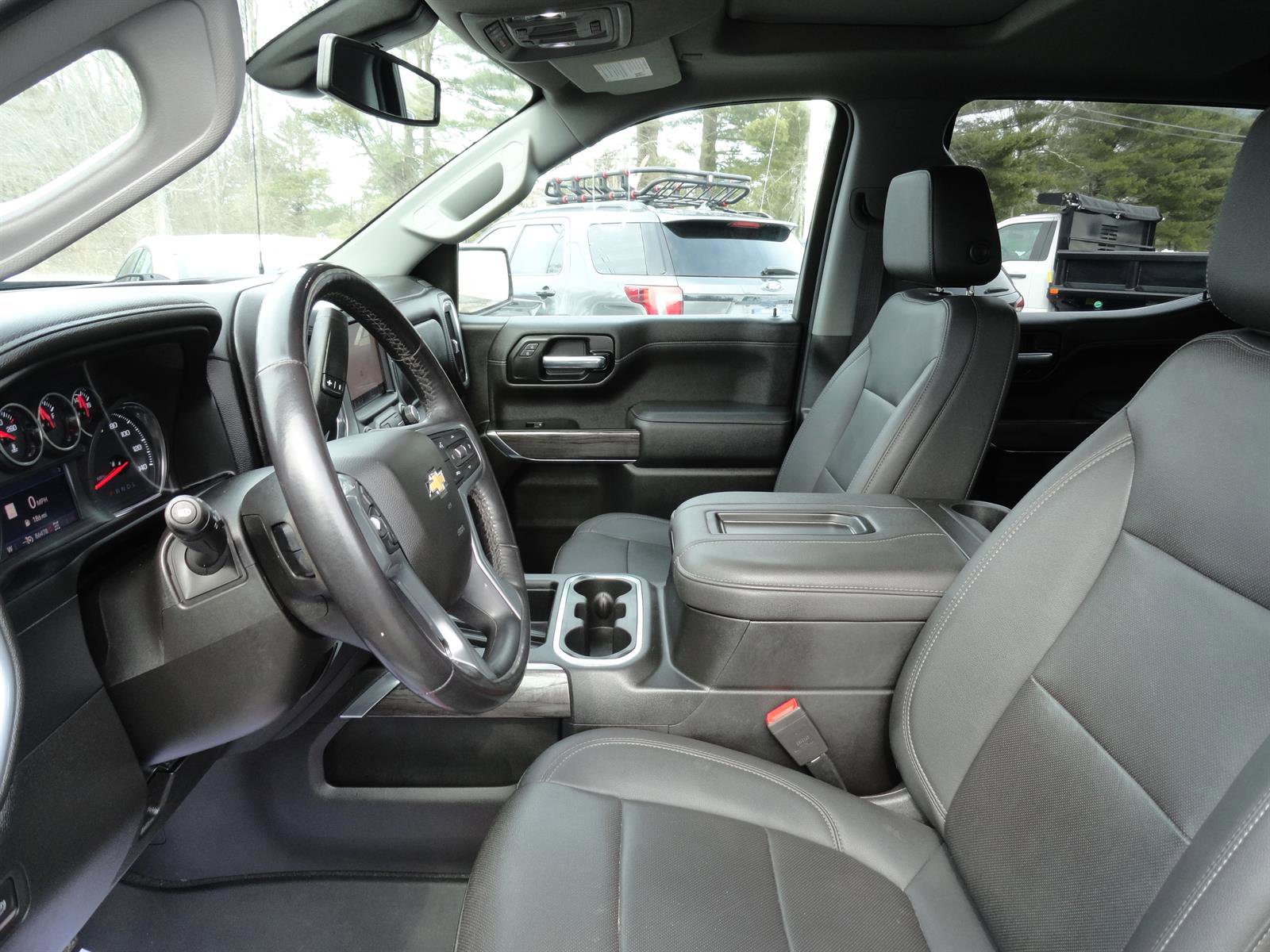 Used 2022 Chevrolet Silverado 1500 LTZ w/ LTZ Premium Package AWD/4WD image 13