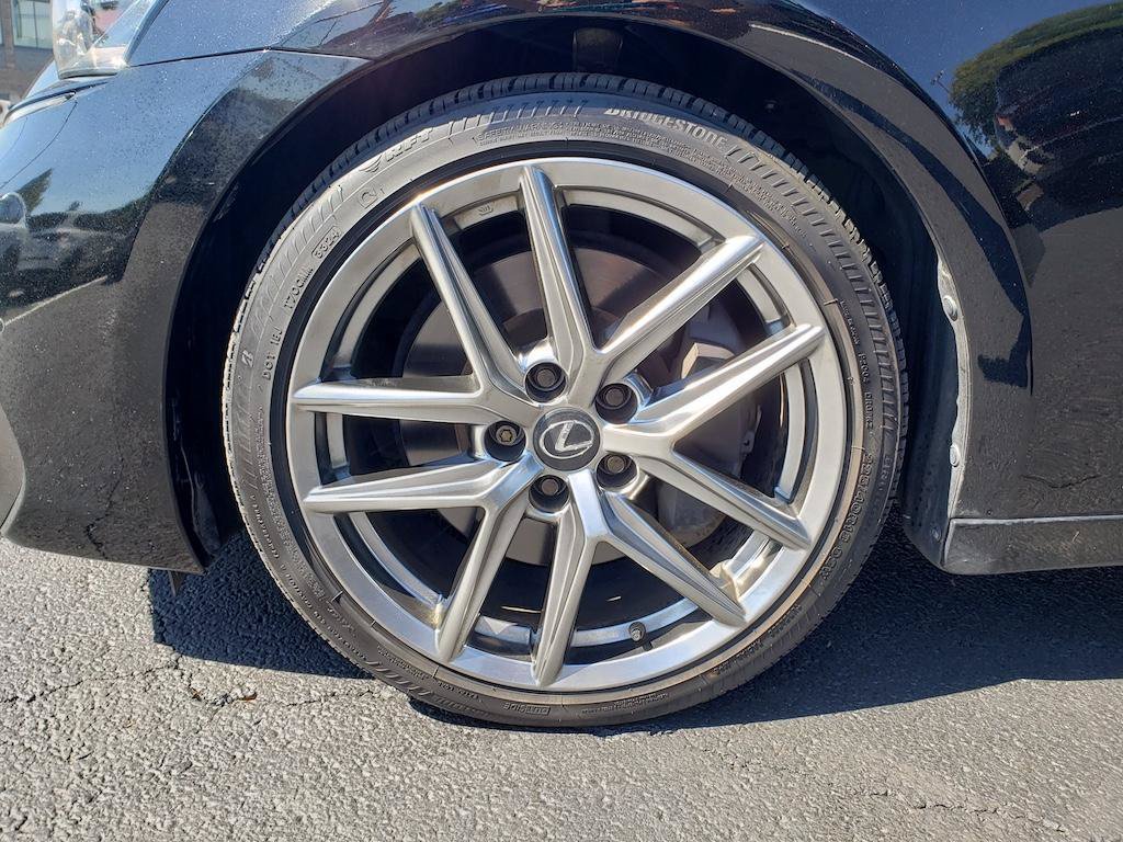 Used 2020 Lexus IS 300 F Sport w/ F Sport Package AWD/4WD image 35