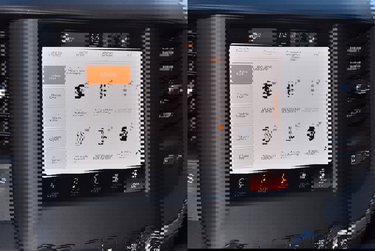 Used 2024 RAM 3500 Tradesman w/ Chrome Appearance Group image 26