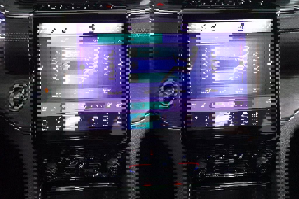 New 2025 Jeep Grand Cherokee L Limited w/ Luxury Tech Group II image 20