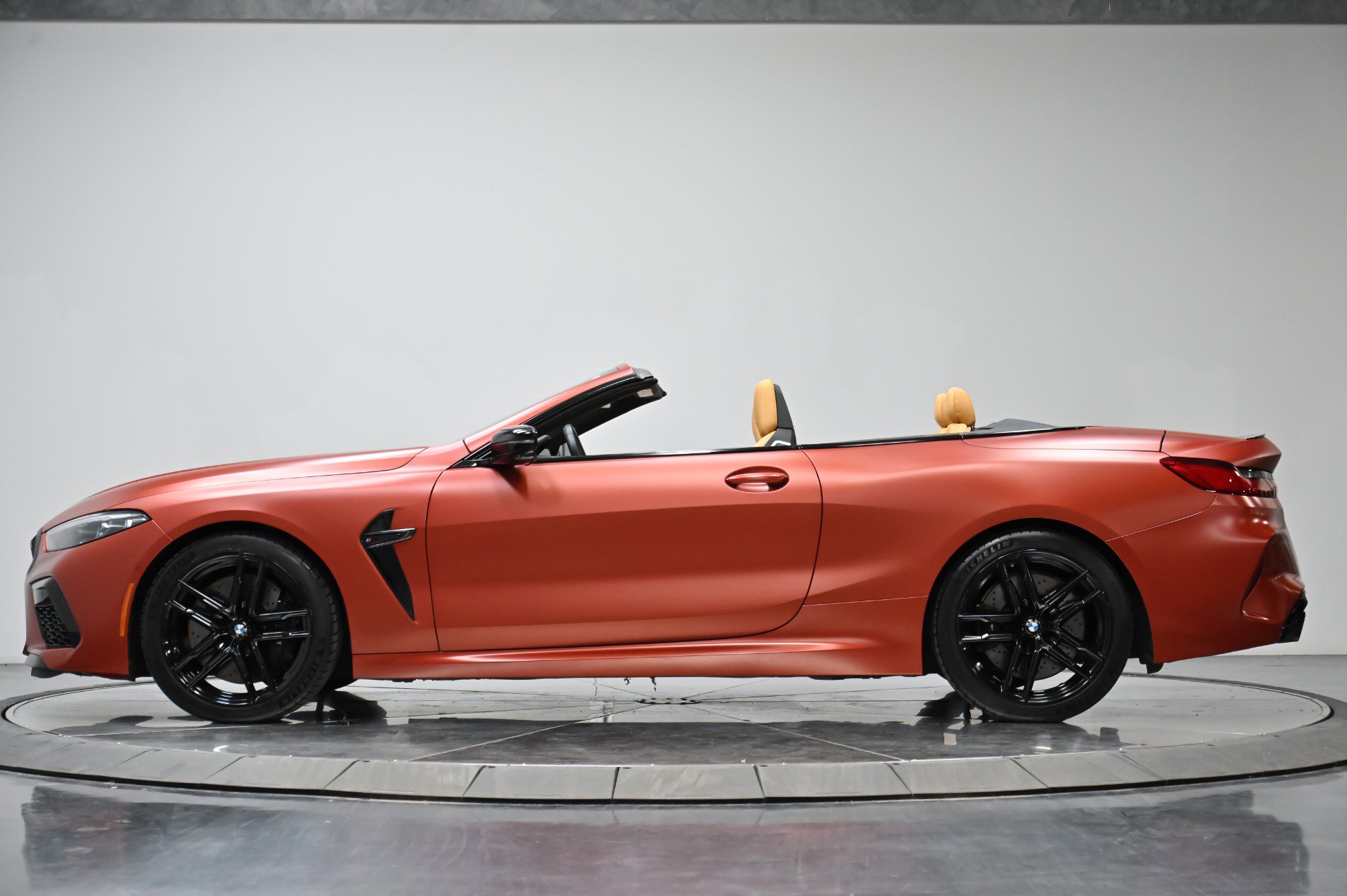 Used 2022 BMW M8 Competition w/ M Driver's Package image 18