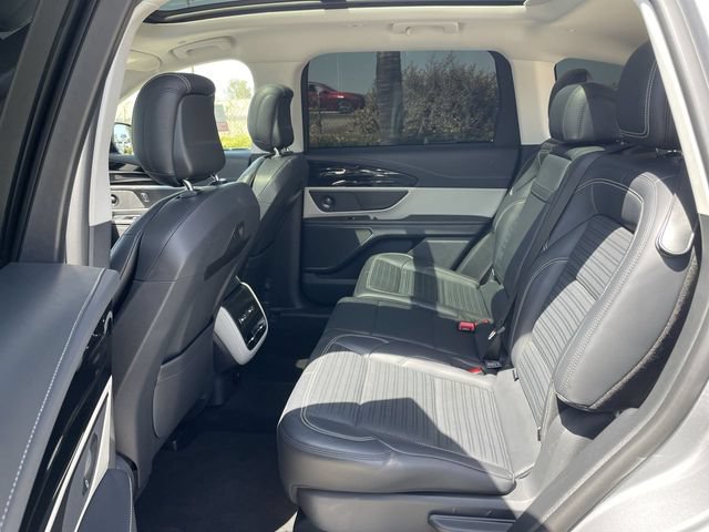 Used 2024 Lincoln Nautilus Reserve w/ Equipment Group 202A AWD/4WD image 25