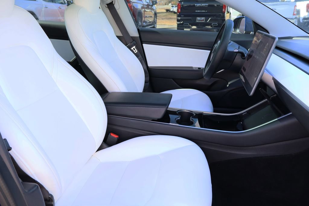 Used 2020 Tesla Model 3 Performance image 23