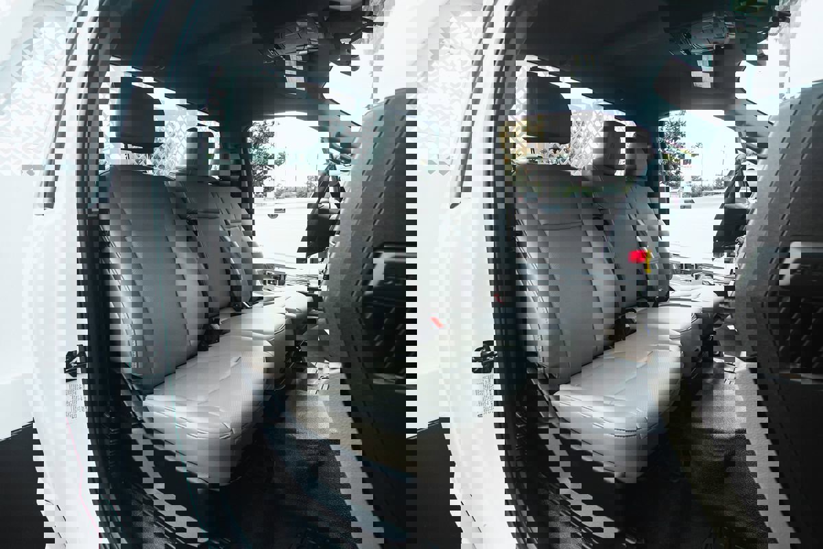 Used 2020 Ford F350 XL w/ Power Equipment Group image 15