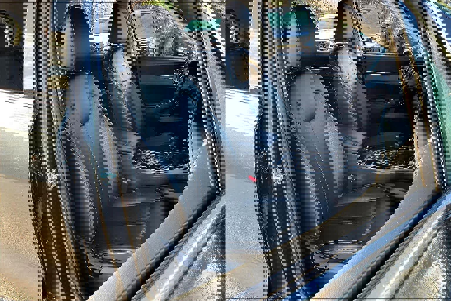 Used 2024 Kia Sorento S image 8