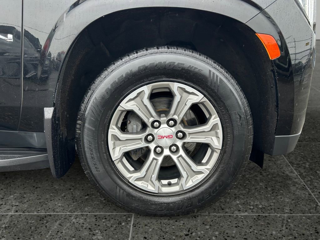 Used 2022 GMC Yukon XL SLE image 9