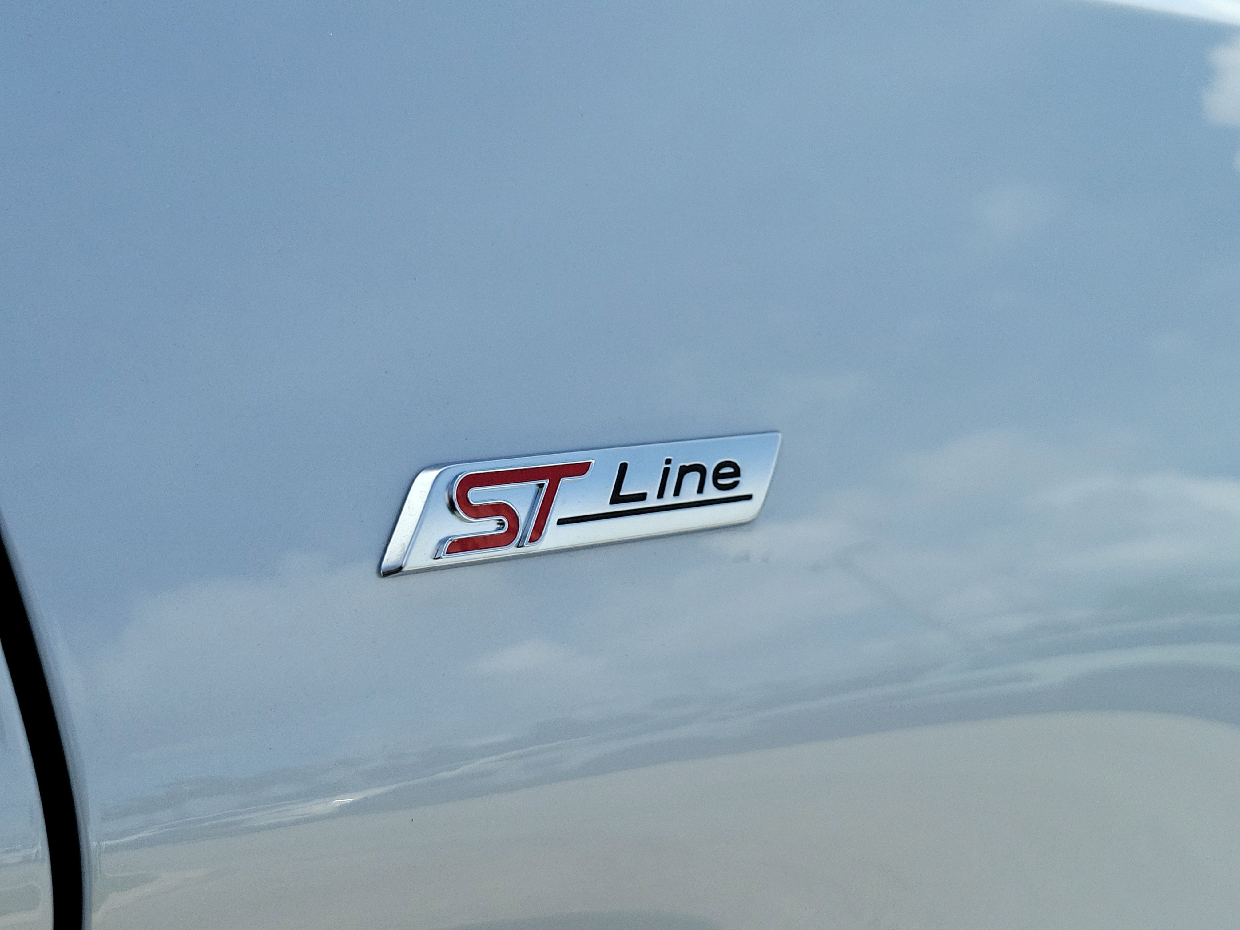 New 2026 Ford Explorer ST-Line w/ Premium Package RWD image 7