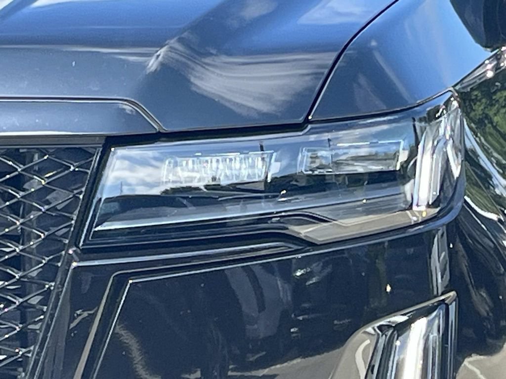 Certified 2023 Cadillac Escalade Sport w/ LPO, ONYX Package AWD/4WD image 9
