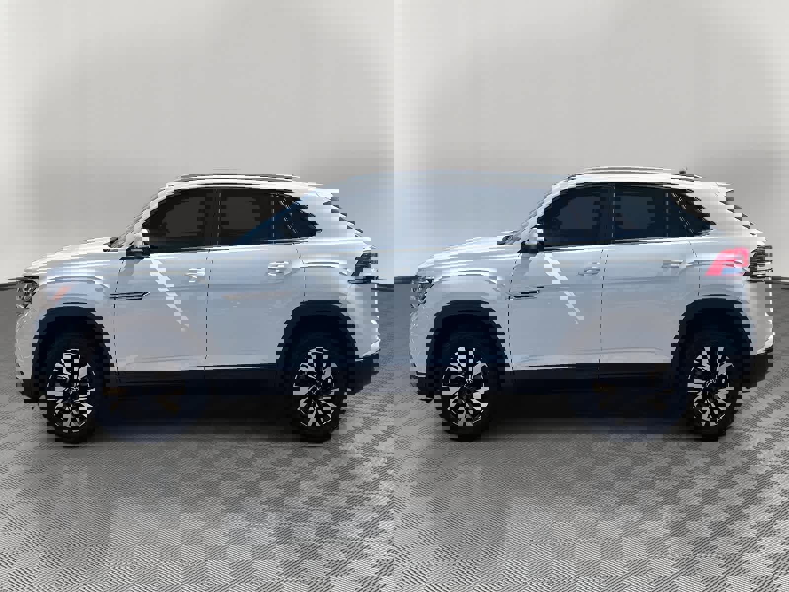 Used 2022 Volkswagen Atlas Cross Sport SE image 8