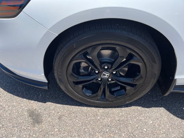 Certified 2025 Honda Accord SE image 2
