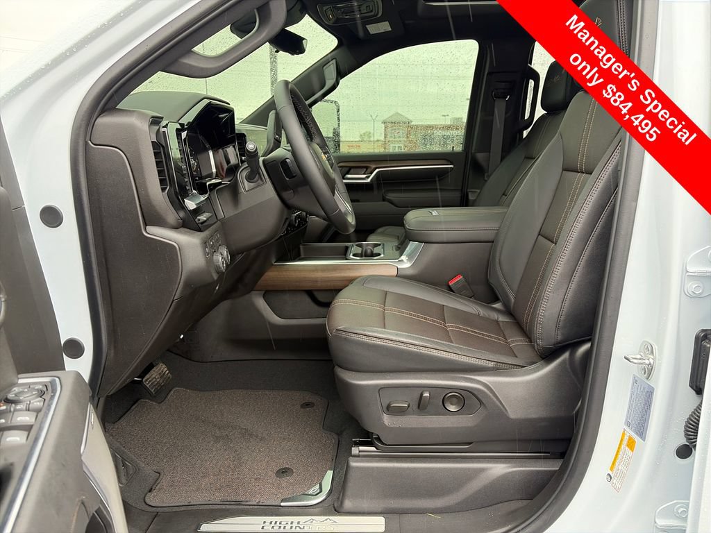 Used 2026 Chevrolet Silverado 3500 High Country AWD/4WD image 14