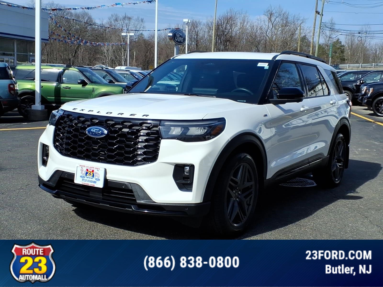 Certified 2025 Ford Explorer ST-Line w/ Premium Package AWD/4WD image 4