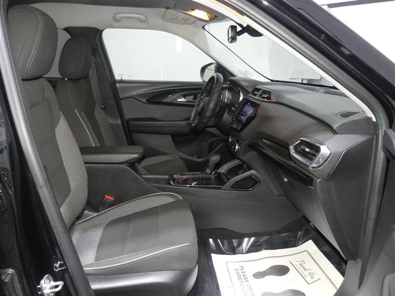Used 2021 Chevrolet TrailBlazer LT w/ Convenience Package image 22