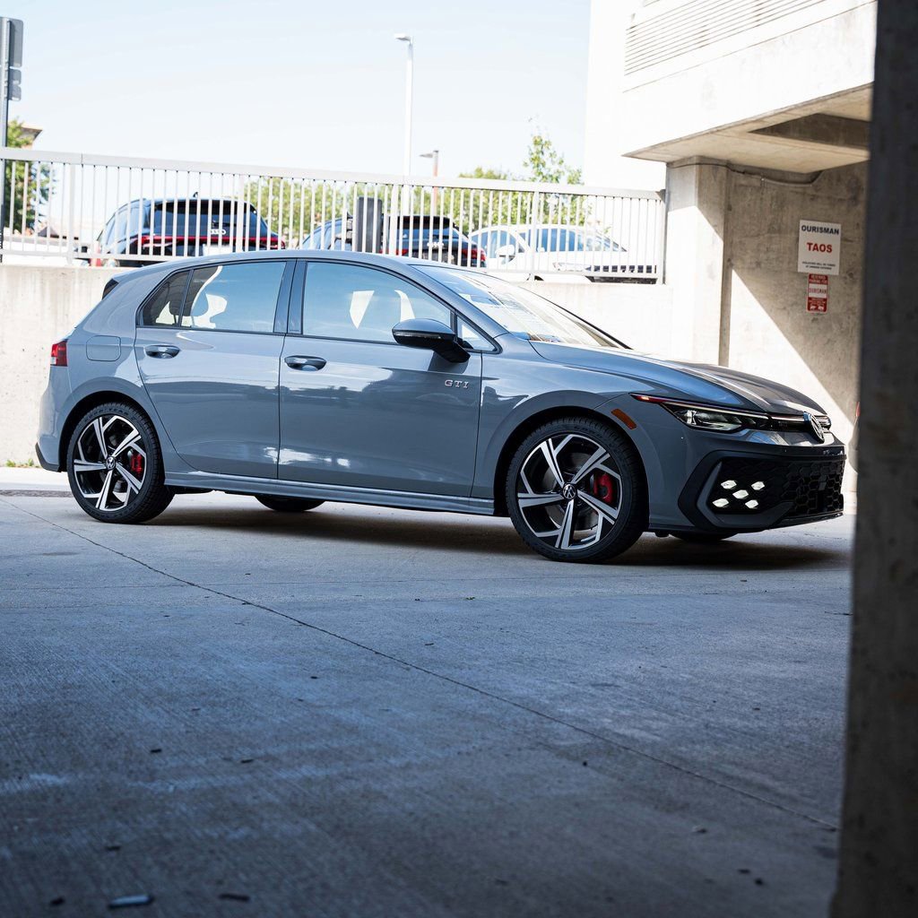 New 2025 Volkswagen GTI SE image 7