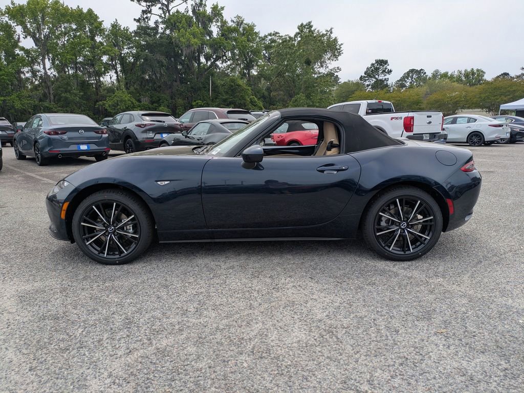 New 2026 MAZDA MX-5 Miata Grand Touring RWD image 7