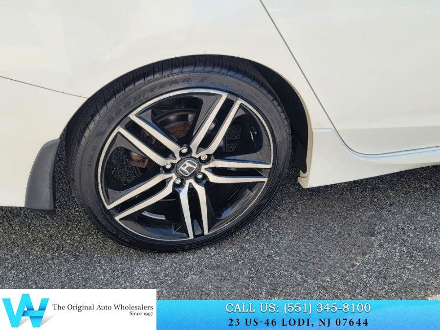 Used 2017 Honda Accord Sport image 11