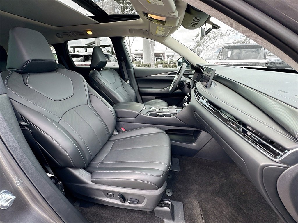 Used 2026 INFINITI QX60 Pure w/ Cargo Package image 31