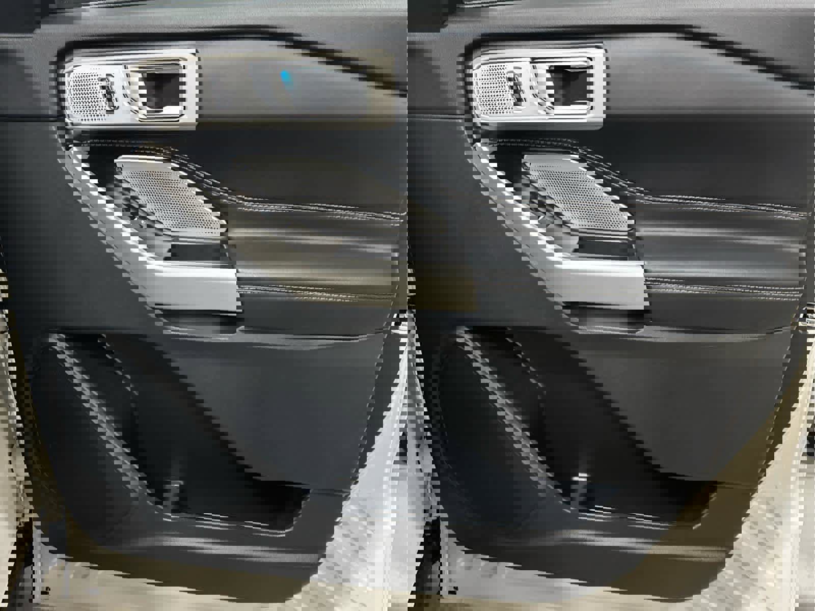 Used 2022 Ford Explorer Limited w/ Limited Technology Package image 35