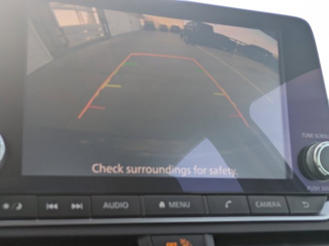 Used 2024 Nissan Altima 2.5 SV image 18