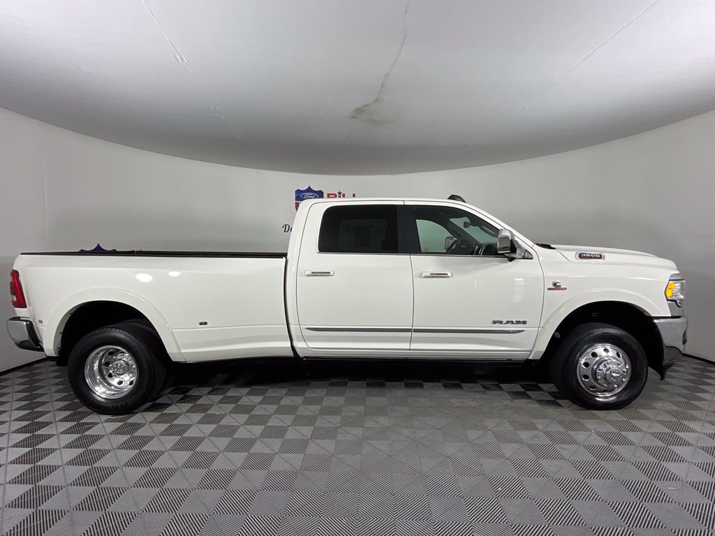 Used 2021 RAM 3500 Limited AWD/4WD image 2
