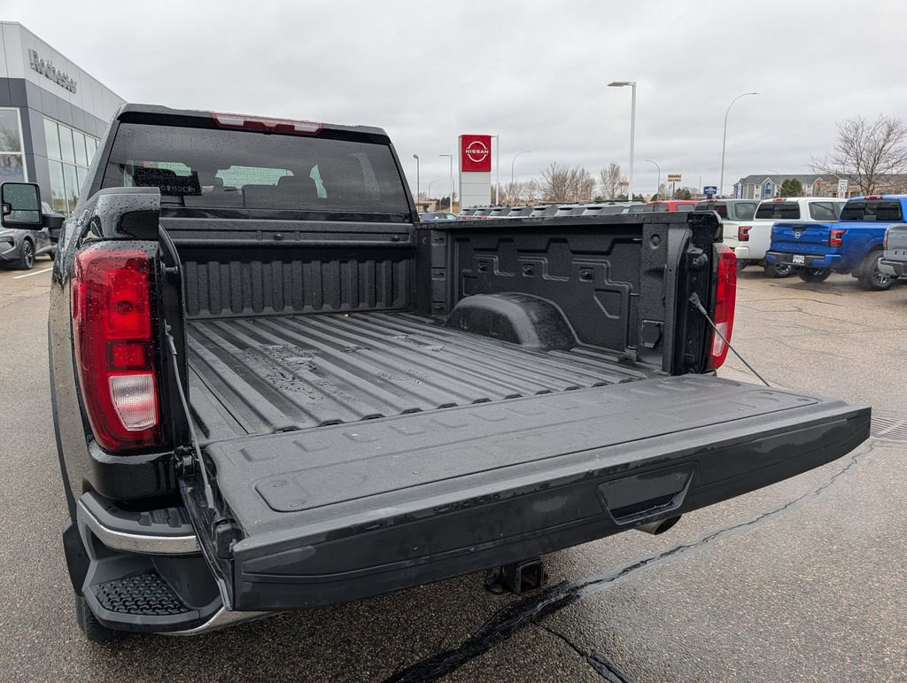 Used 2024 GMC Sierra 3500 Pro AWD/4WD image 18