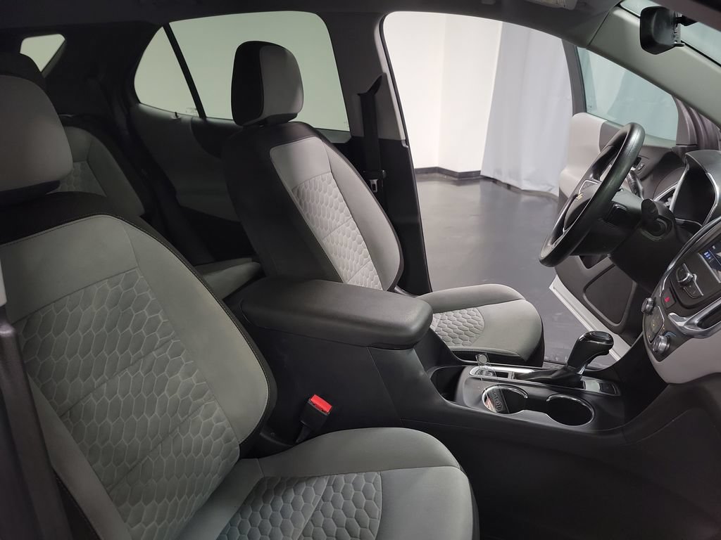 Used 2019 Chevrolet Equinox LS w/ LS Convenience Package AWD/4WD image 29