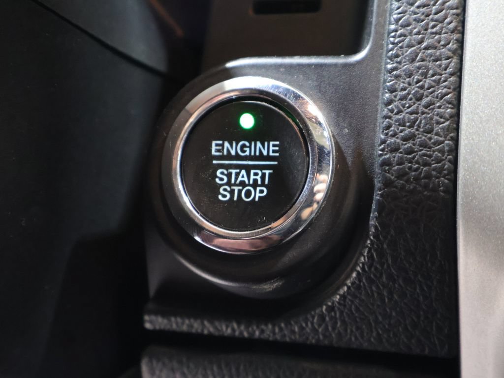 Used 2016 Ford Expedition Limited AWD/4WD image 29