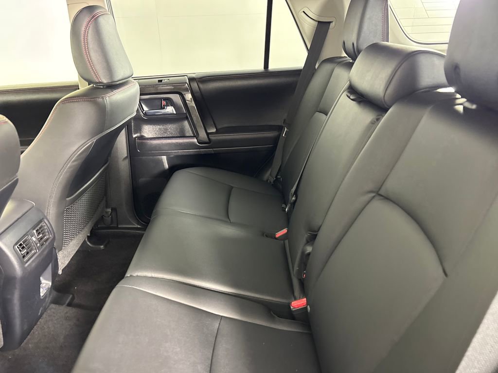 Certified 2024 Toyota 4Runner TRD Off-Road Premium w/ Moonroof Package AWD/4WD image 27