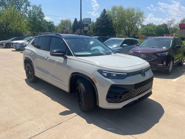 New 2026 Volkswagen Tiguan SE R-Line