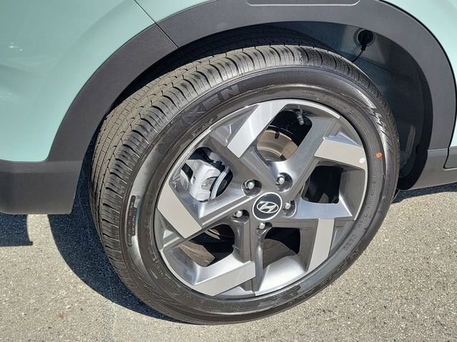 New 2026 Hyundai Venue SEL FWD image 28
