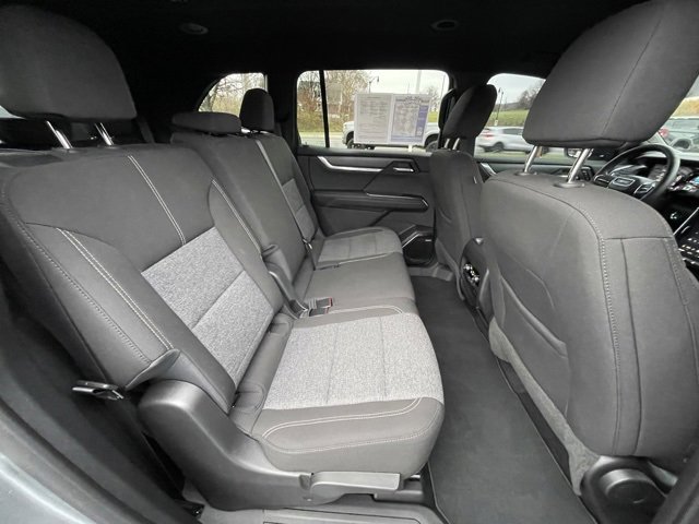 Certified 2025 GMC Acadia Elevation image 39