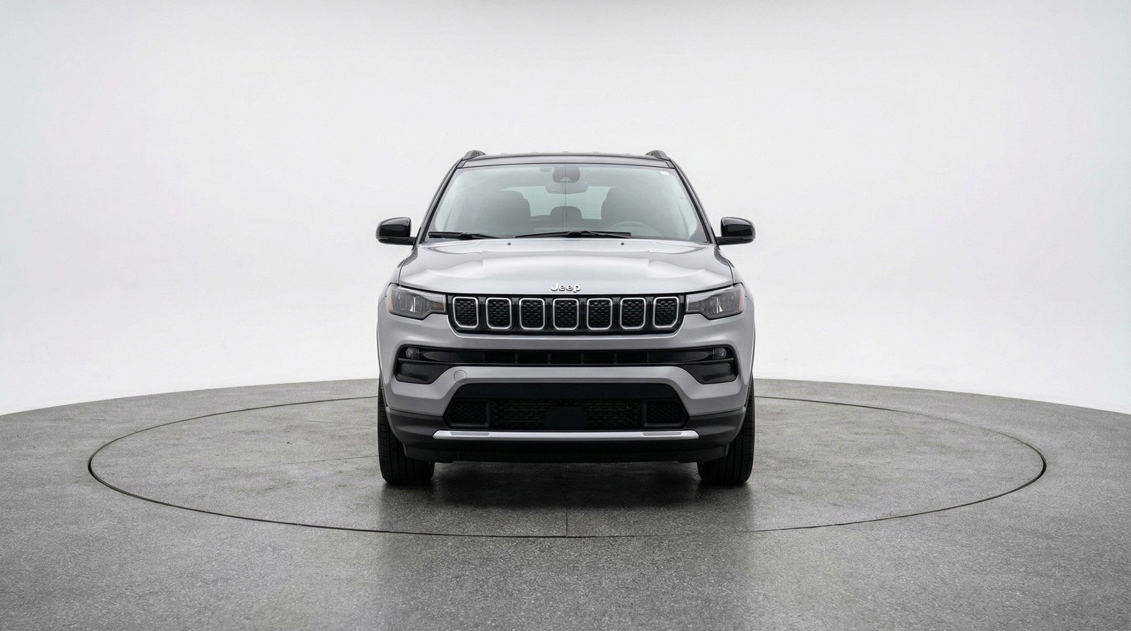 Used 2025 Jeep Compass Limited AWD/4WD image 2