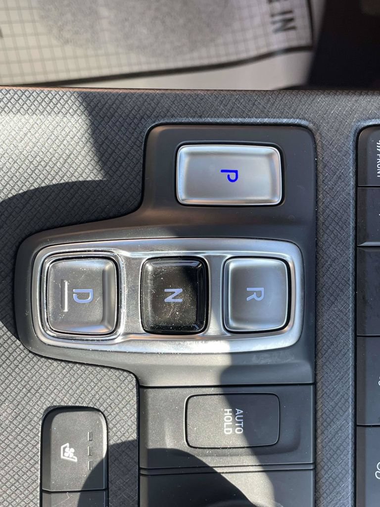 Used 2024 Hyundai Palisade Limited AWD/4WD image 17