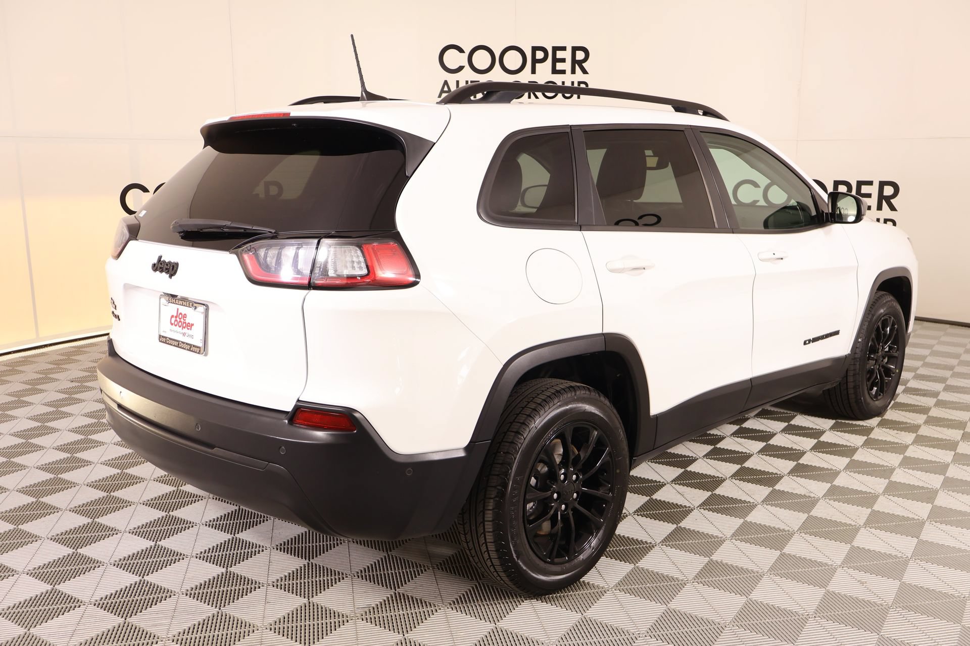 Used 2023 Jeep Cherokee Altitude Lux AWD/4WD image 21