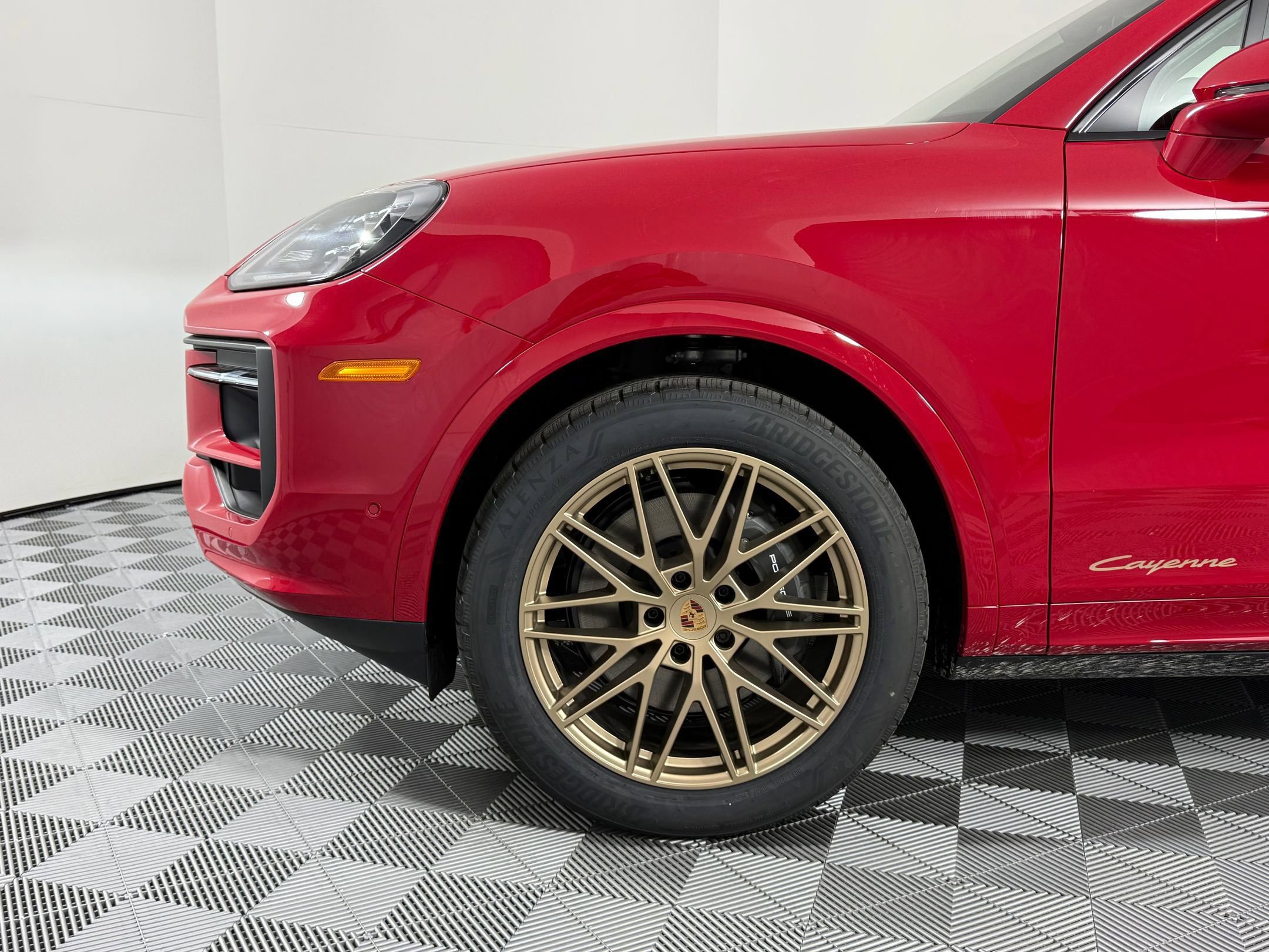 Certified 2026 Porsche Cayenne AWD/4WD image 13