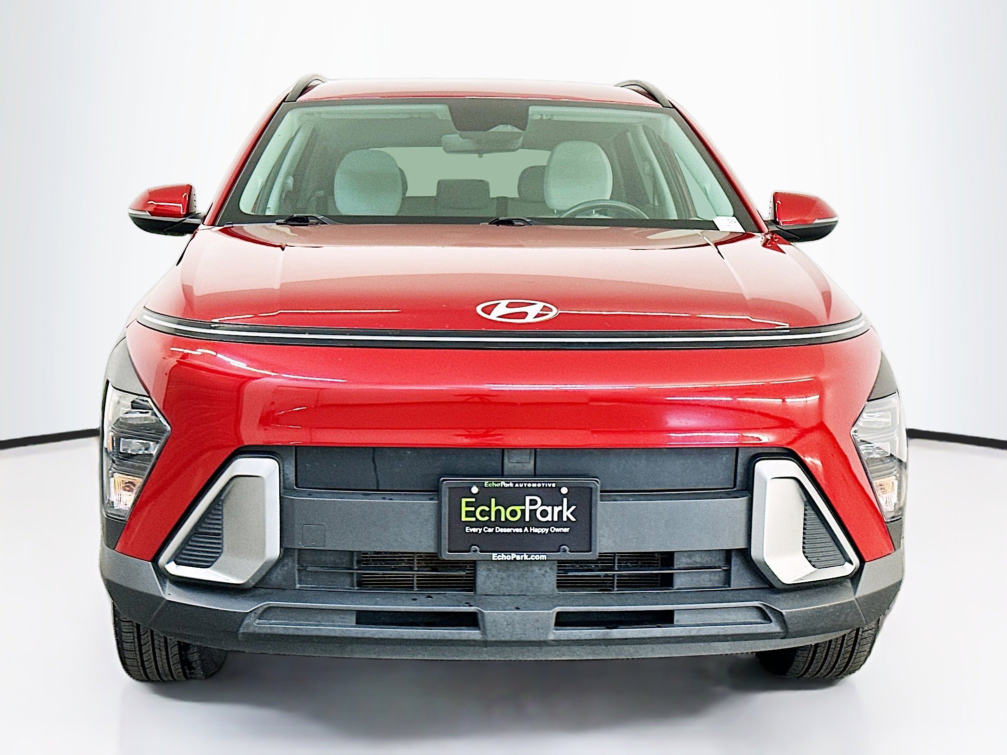 Used 2024 Hyundai Kona SEL image 2