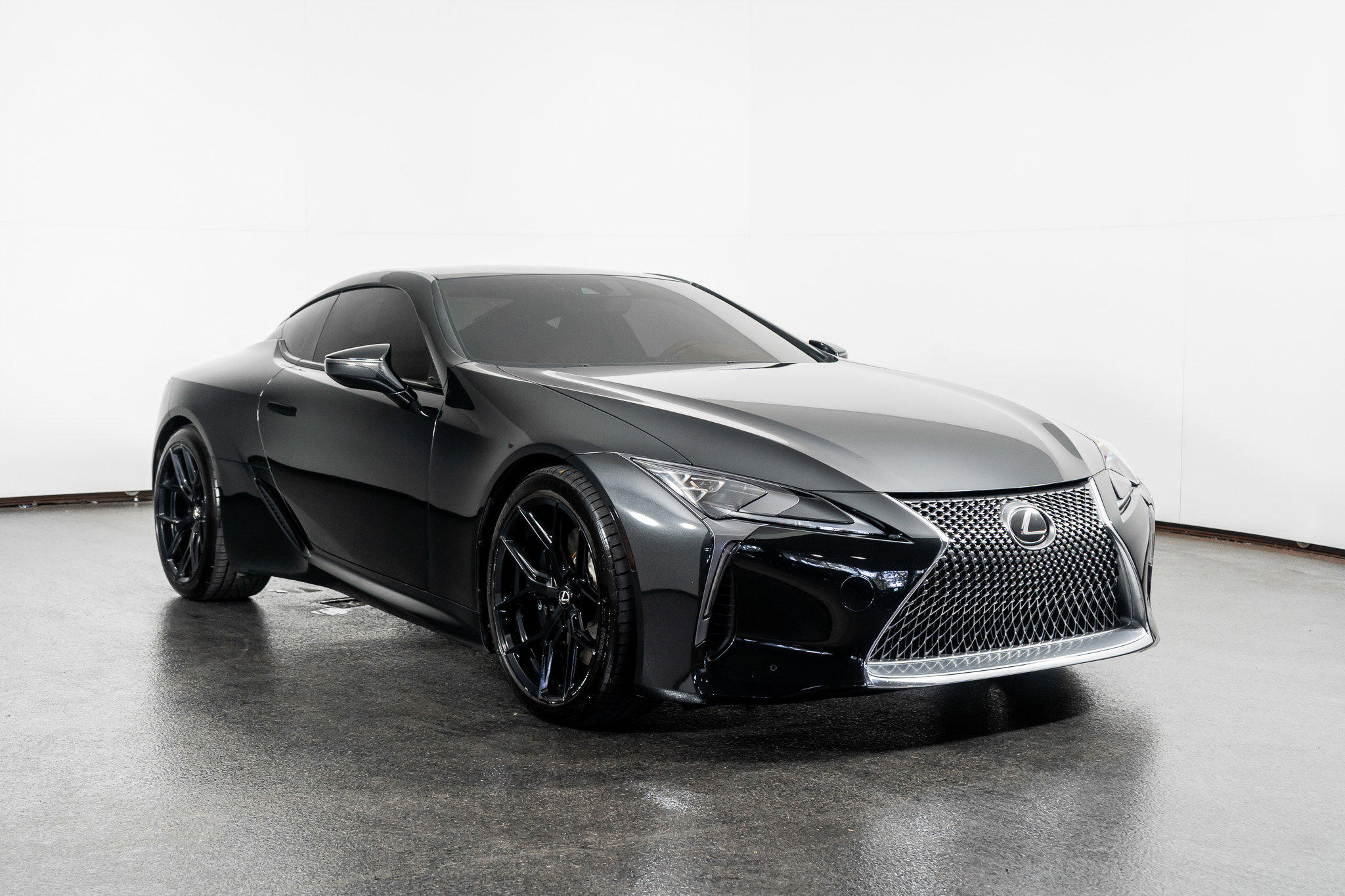 Used 2018 Lexus LC 500 Coupe image 4