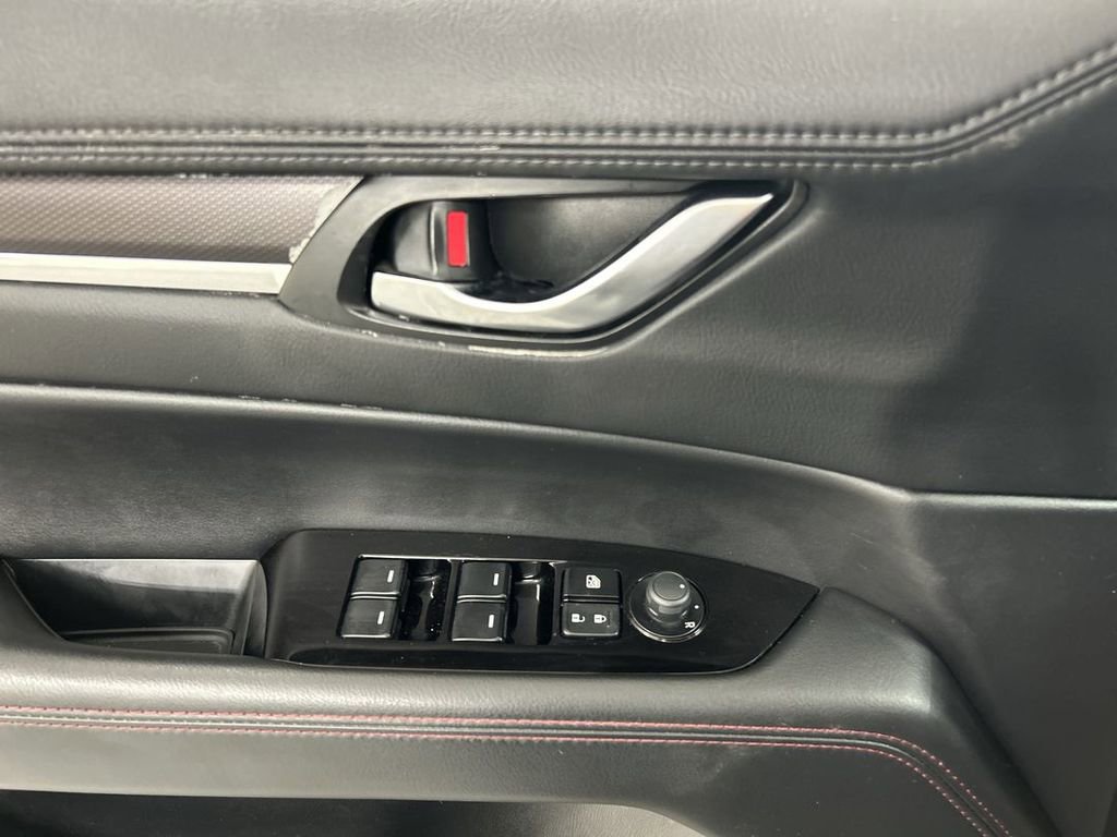 Used 2023 MAZDA CX-5 Carbon Edition image 11